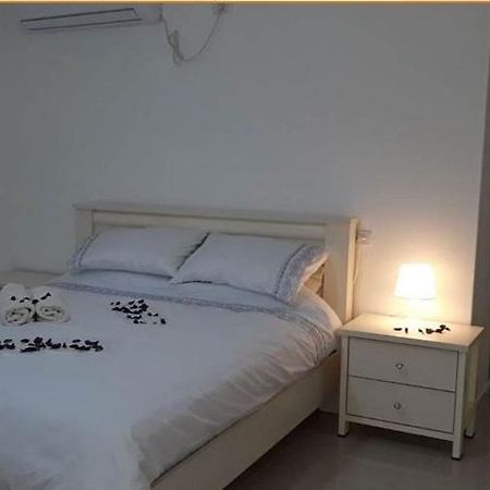 צימרים שירת הכוכבים Mițpe Ramon Exterior foto